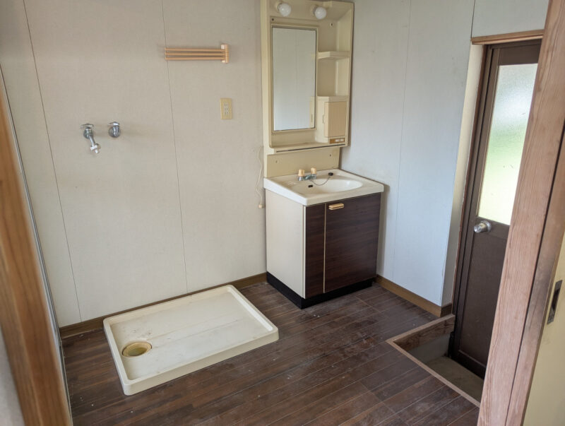 detached 鹿児島県伊佐市大口鳥巣