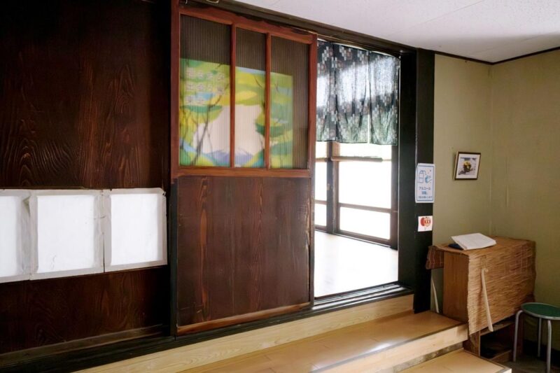 detached 山形県最上郡鮭川村大字曲川