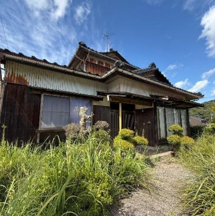 detached 富山県小矢部市埴生2600番地250