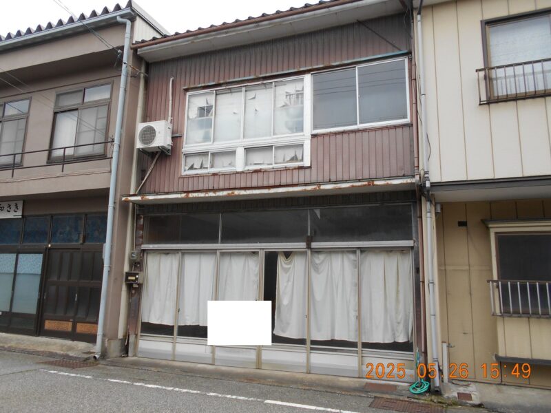 townhouse 富山県魚津市新金屋1丁目3-4