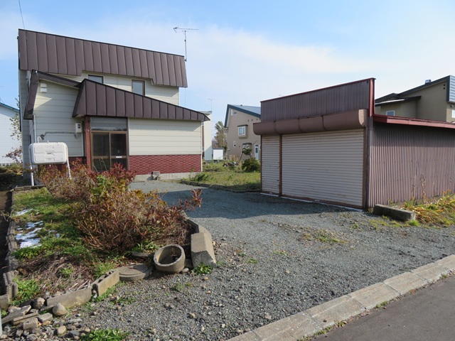 detached 北海道士別市西4条9丁目332番地53