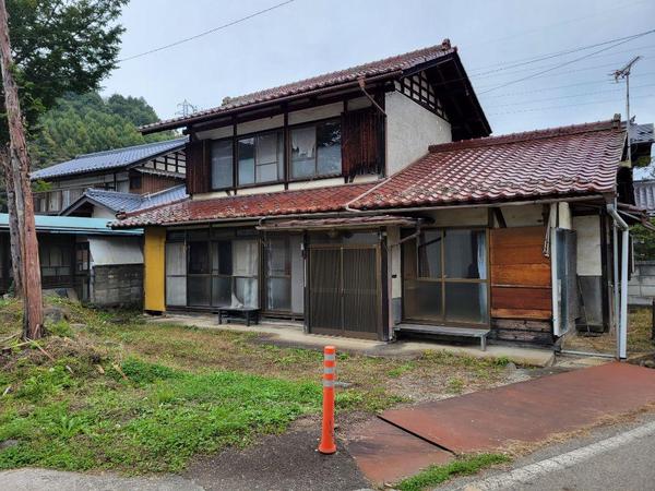 detached 長野県南佐久郡佐久穂町大字畑3518-1