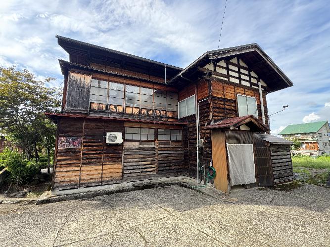 detached 新潟県十日町市新座甲