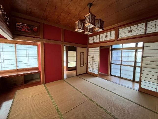 detached 富山県小矢部市岡492