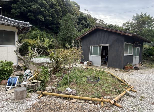 detached 長崎県対馬市豊玉町貝口