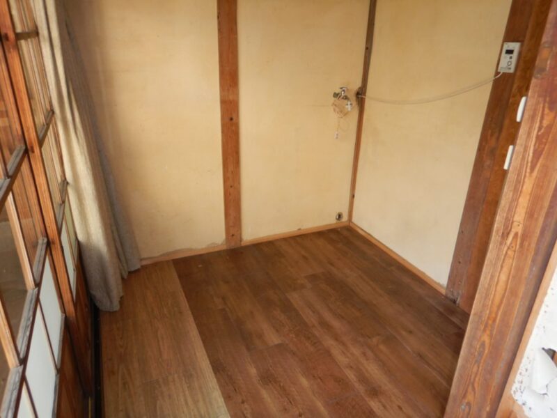 townhouse 愛媛県伊予市中山町