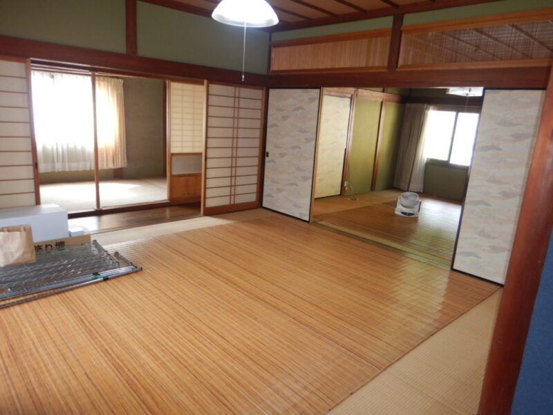 townhouse 愛媛県伊予市中山町