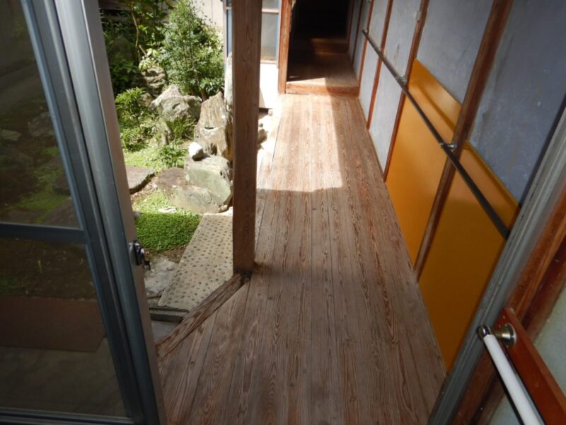 townhouse 愛媛県伊予市中山町