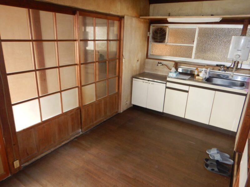 townhouse 愛媛県伊予市中山町