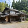 空き家バンク【売買】280万円 熊本県阿蘇市乙姫　広い敷地　畑・庭・物置・車庫付き８ＤＫ２階建古民家　回り廊下・続き間・掘りごたつ有