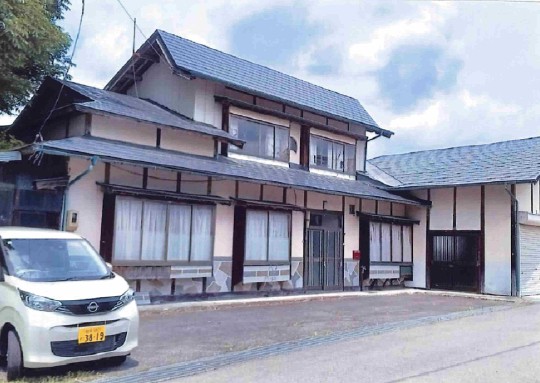 detached 岩手県岩手郡雫石町長山